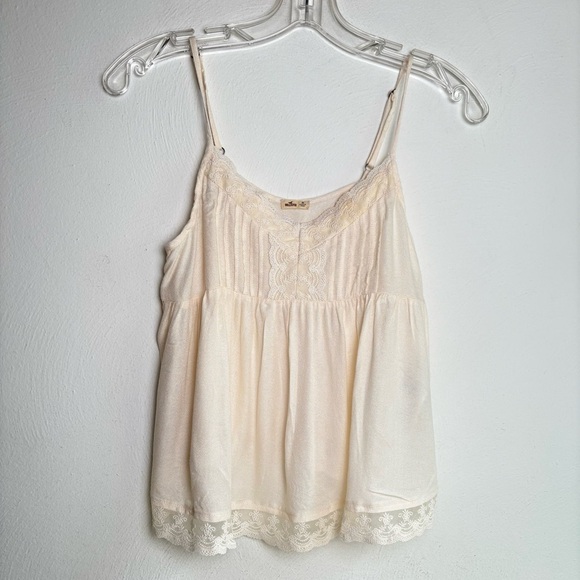 Hollister Tops - HOLLISTER Vintage Y2K Babydoll Lace Trim Ethereal Cami Tank Top Ivory Cream XS/S